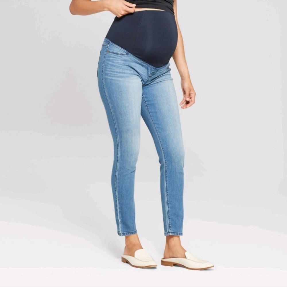 Women's Maternity Crossover Panel Jeggings - size 2/26R